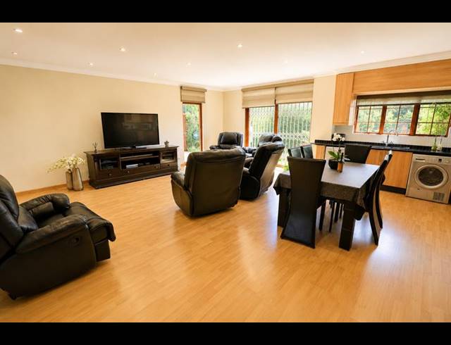 2 BEDROOM TOWNHOUSE FOR SALE IN RIVONIA